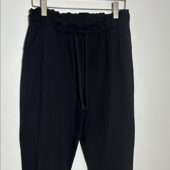 Lulu Lemon Black Ankle Jogger Pants 10 - Picture 2 of 7
